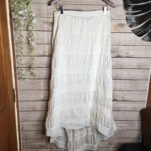 alice +olivia off white maxi skirt size12